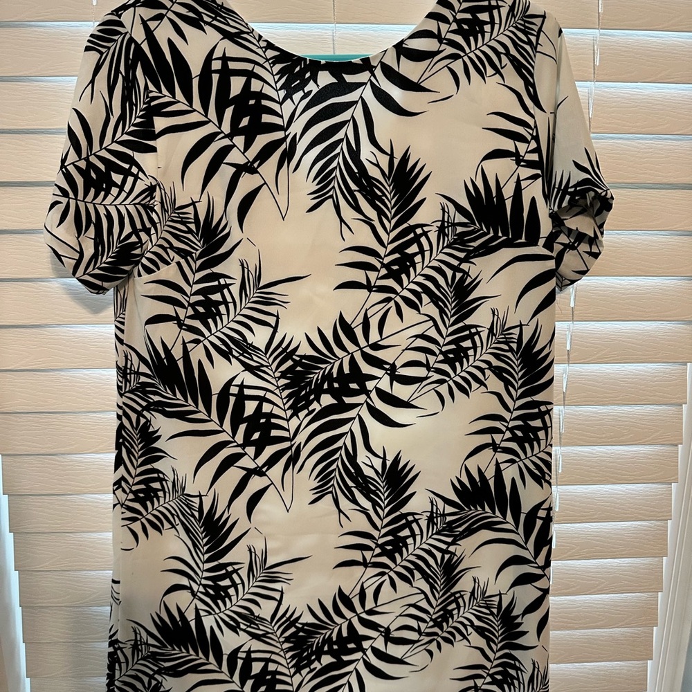 Lucy Love Monochrome Leaf Print Dress